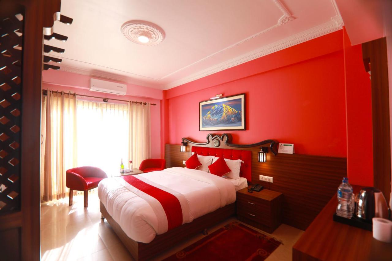 Hotel Task International Pokhara Exterior photo
