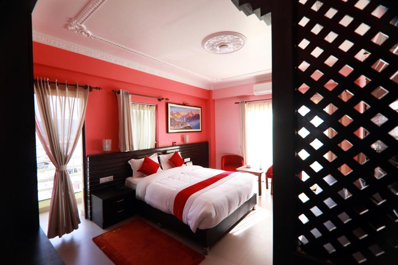 Hotel Task International Pokhara Exterior photo